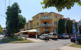 Hotel Korona***Es Etterem